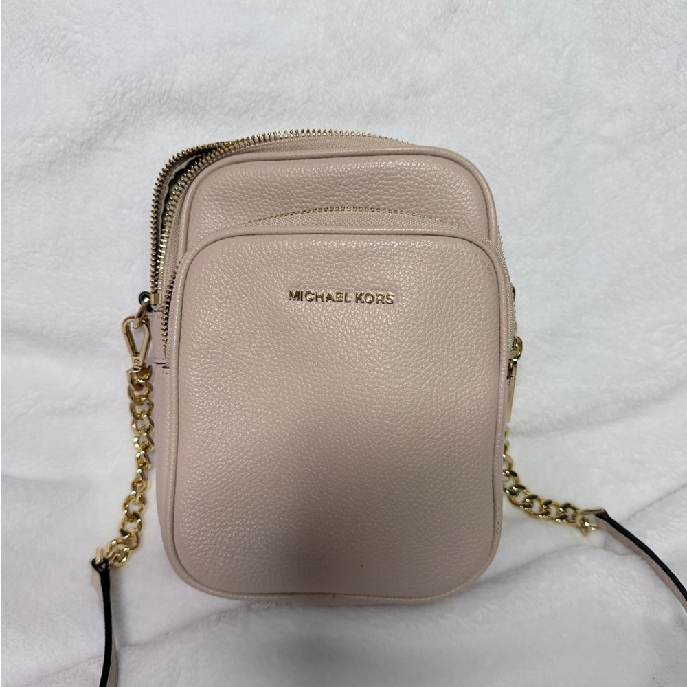 🎀Michael Kors Pink Crossbody Bag - Picture 3 of 13